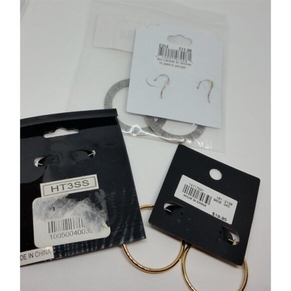 CURATED bundle 3 trendy classic 3 pairs of earrings hoops circle varitety  NEW - Picture 5 of 5